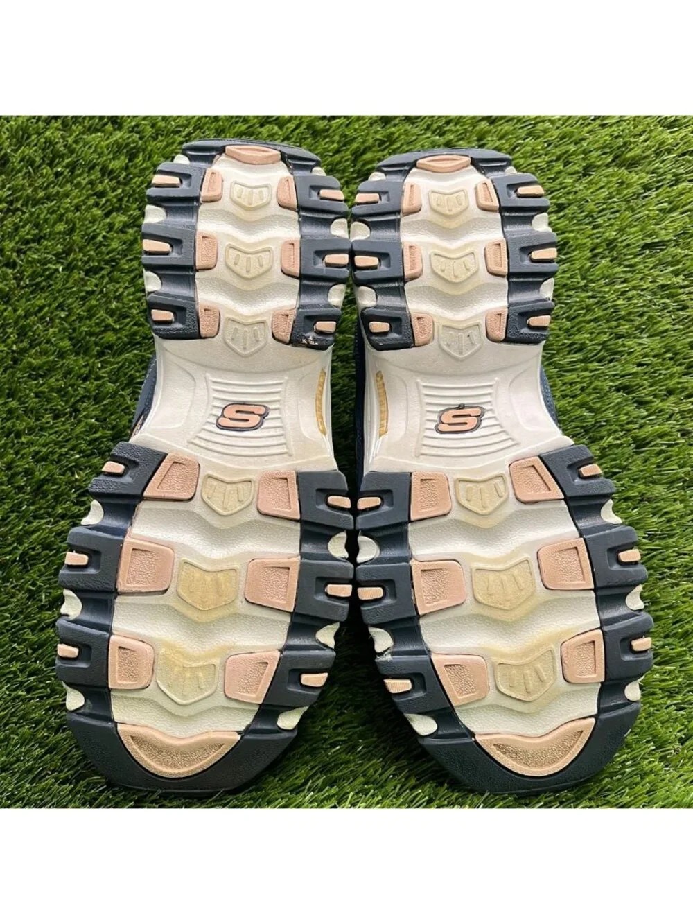 Skechers please review